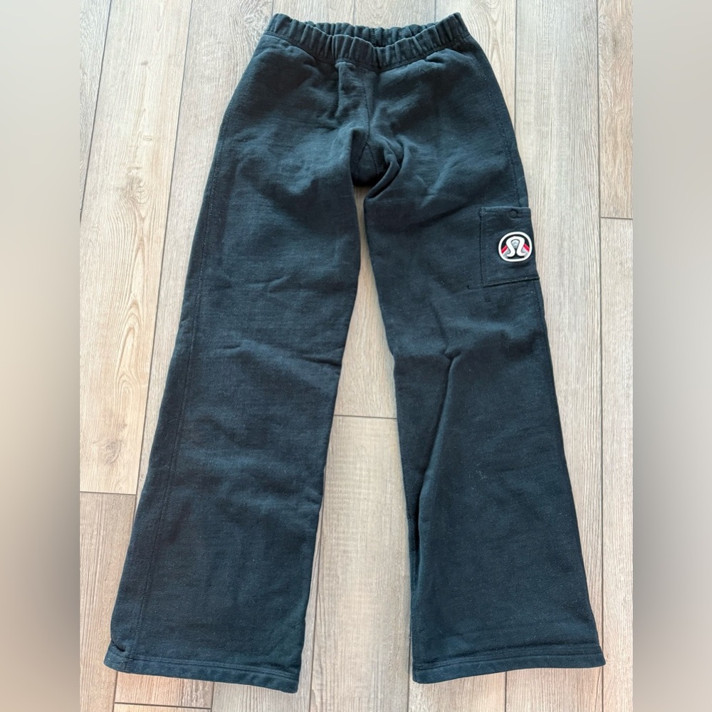 Lululemon Vintage Wide Leg Joggers Size 4